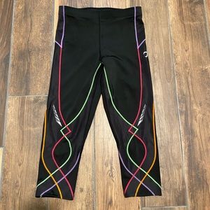 NWOT CW-X Women’s Large 3/4 Stabilyx Tights